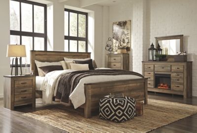 Signature Design by Ashley® Trinell Rustic Brown King/California King Panel Headboard 4
