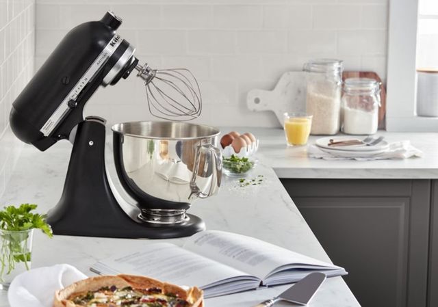 KitchenAid® Artisan® Series 5 Quart Black Matte Stand Mixer 3