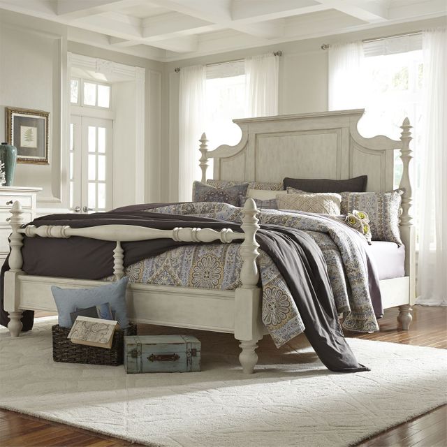 Liberty Furniture High Country Antique White Queen Poster Bed 7