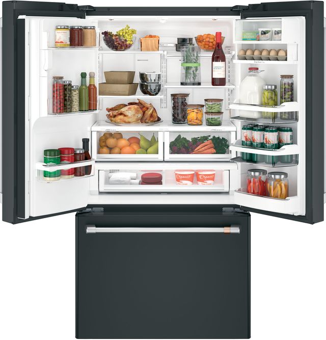 Réfrigérateur à portes françaises à profondeur de comptoir de 36 po Cafe™ de 22,2 pi³ - Noir mat 3