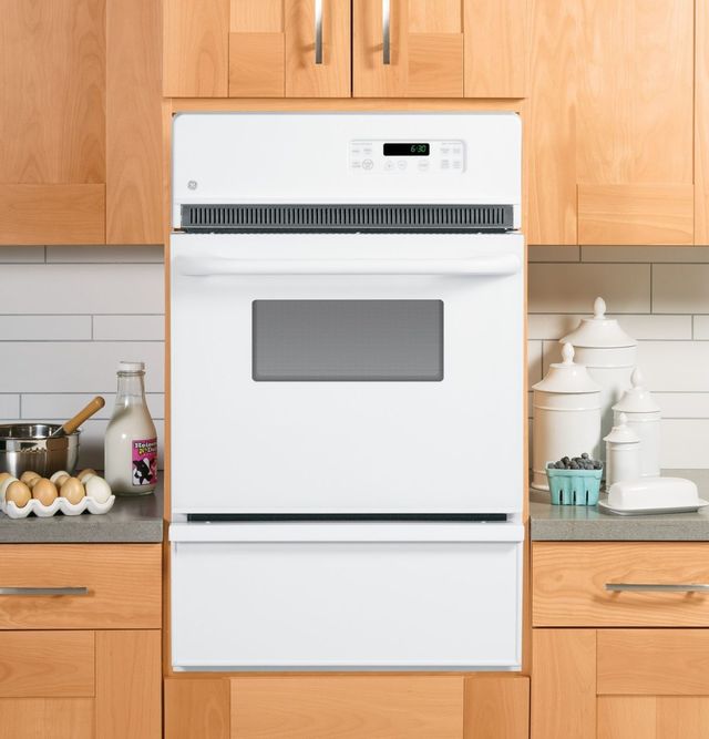 GE 24" White Built-In Single Gas Wall Oven-3