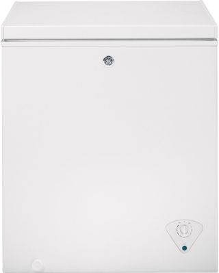 GE 5.0 Cu. Ft. White Chest Freezer 