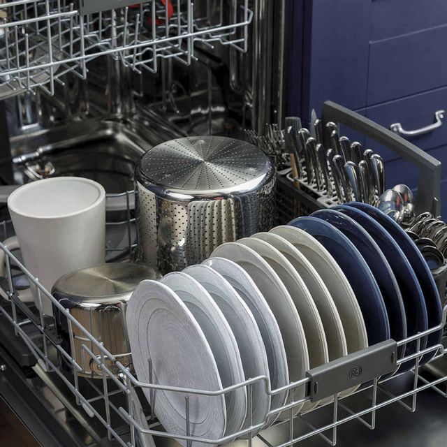 GE® 24" Stainless Steel Built In Dishwasher 6