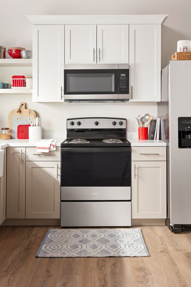 AMANA 30'' Electric Range (Stove) with Oven Lockout