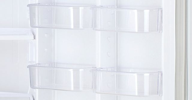 Crosley® 18.2 Cu. Ft. Stainless Look Freestanding Top Freezer Refrigerator 3