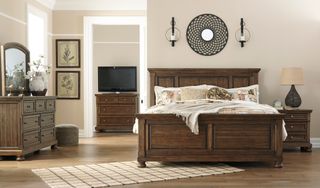 Signature Design by Ashley® Flynnter 4 Piece Medium Brown Queen Bedroom Set