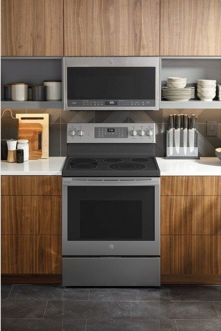GE® Profile™ 30" Fingerprint Resistant Stainless Steel Smart Free Standing Electric Convection Range 4