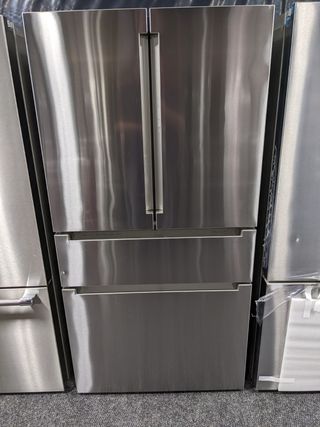 Bosch 800 Series 20.5 Cu. Ft. Stainless Steel French Door Bottom Freezer Refrigerator