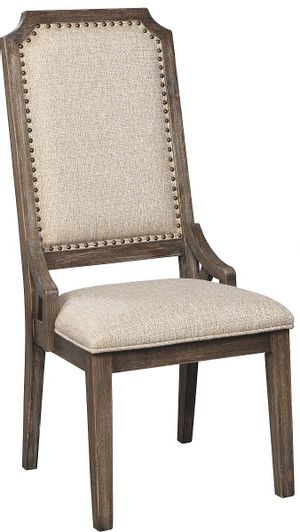 Signature Design by Ashley® Wyndahl Rustic Brown Upholstered Dining Side Chair