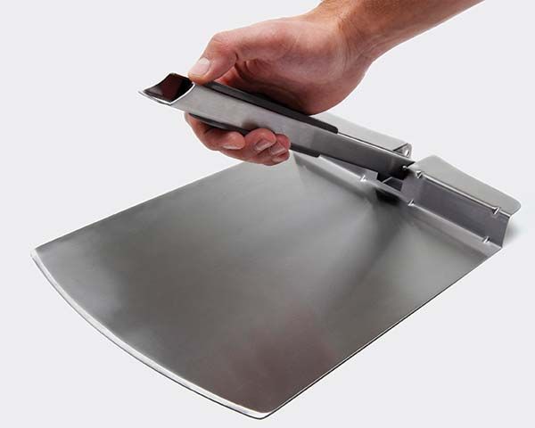 Broil King® Pizza Peel-Black with Stainless Steel 2