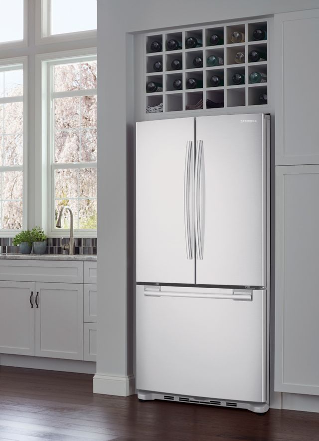 Samsung 19.5 Cu. Ft. White French Door Refrigerator 3