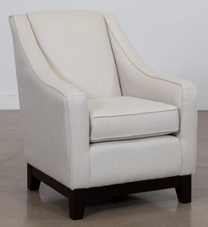 Best Home Furnishings® Mariko Shoreline Club Chair