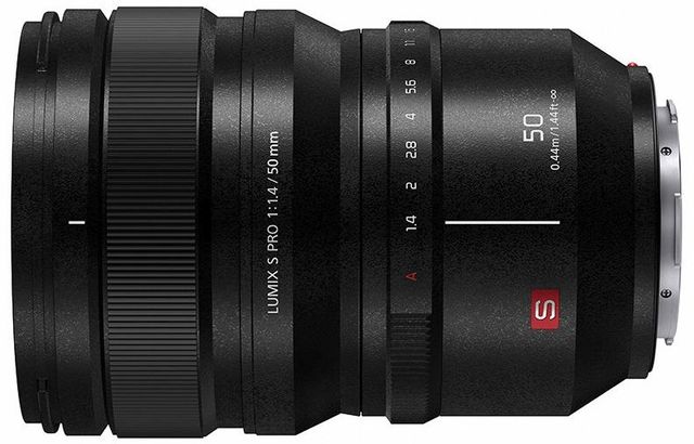 Panasonic® LUMIX S PRO 50mm F1.4 L-Mount Lens 3