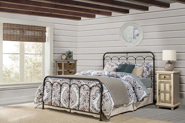 Hillsdale Furniture Jocelyn Black Speckle Queen Bed Kit with Frame 7