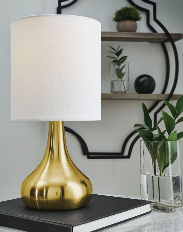 Signature Design by Ashley® Camdale 2-Piece Brass Table Lamp Set 3