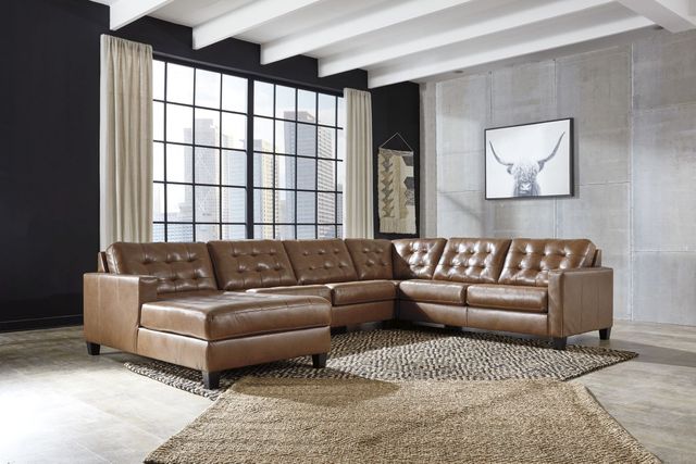 Signature Design by Ashley® Baskove Auburn 4-Piece Sectional with Chaise 2