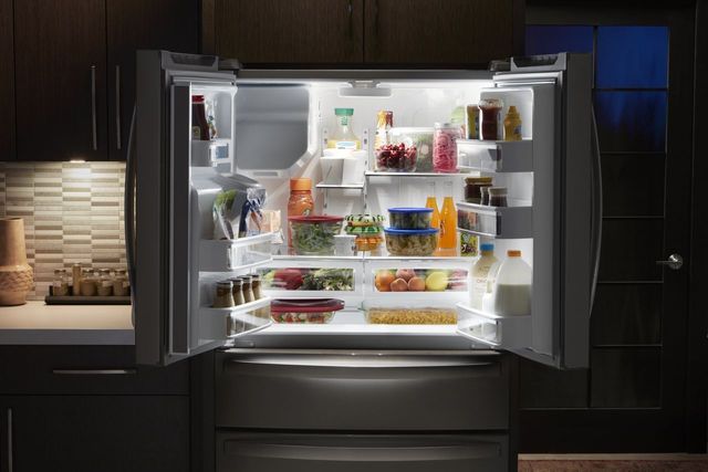 Réfrigérateur à portes françaises de 24,5 pi³ - Acier inox PrintShield, distributeur d’eau et glace, 200970 4
