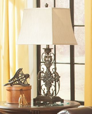 Signature Design by Ashley® Sallee Gold Finish Table Lamp 1