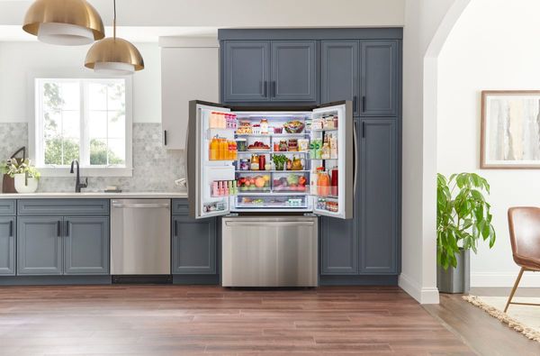 Kitchen Featuring an LG 25.5 Cu. Ft. PrintProof Stainless Steel Smart InstaView Counter Depth French Door Refrigerator