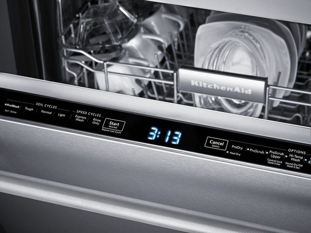 KitchenAid® 24" Stainless Steel Built In Dishwasher 7