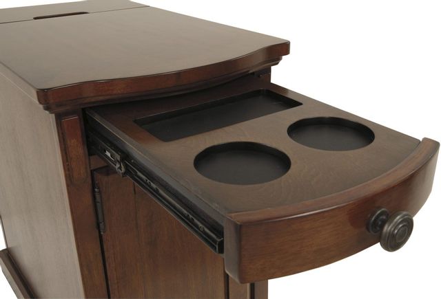 Signature Design by Ashley® Laflorn Medium Brown Chair Side End Table 7