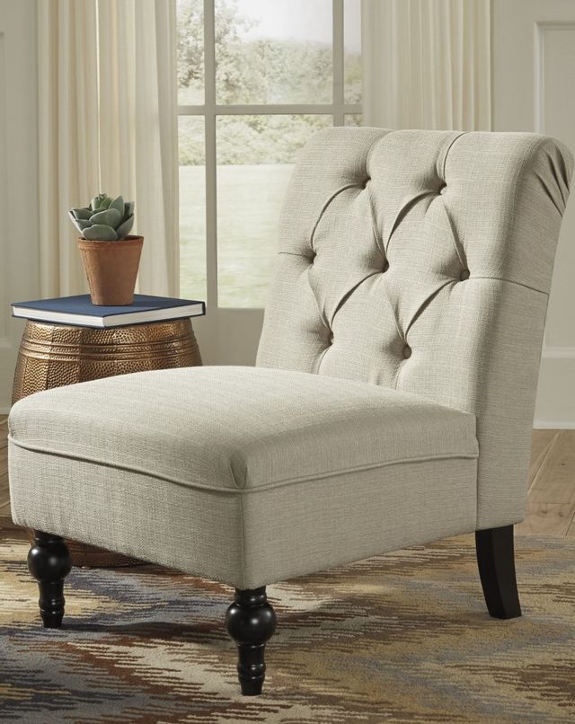 Signature Design by Ashley® Degas Oatmeal Accent Chair 1