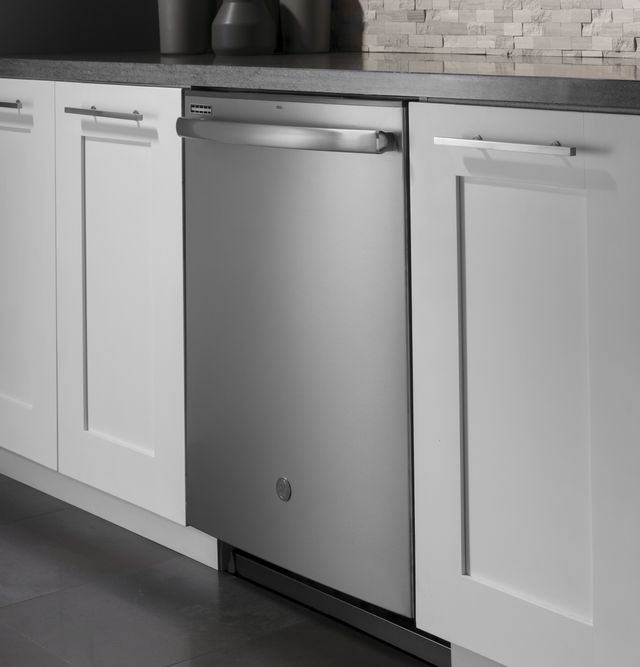 GE® 24" Stainless Steel Built in Dishwasher 11