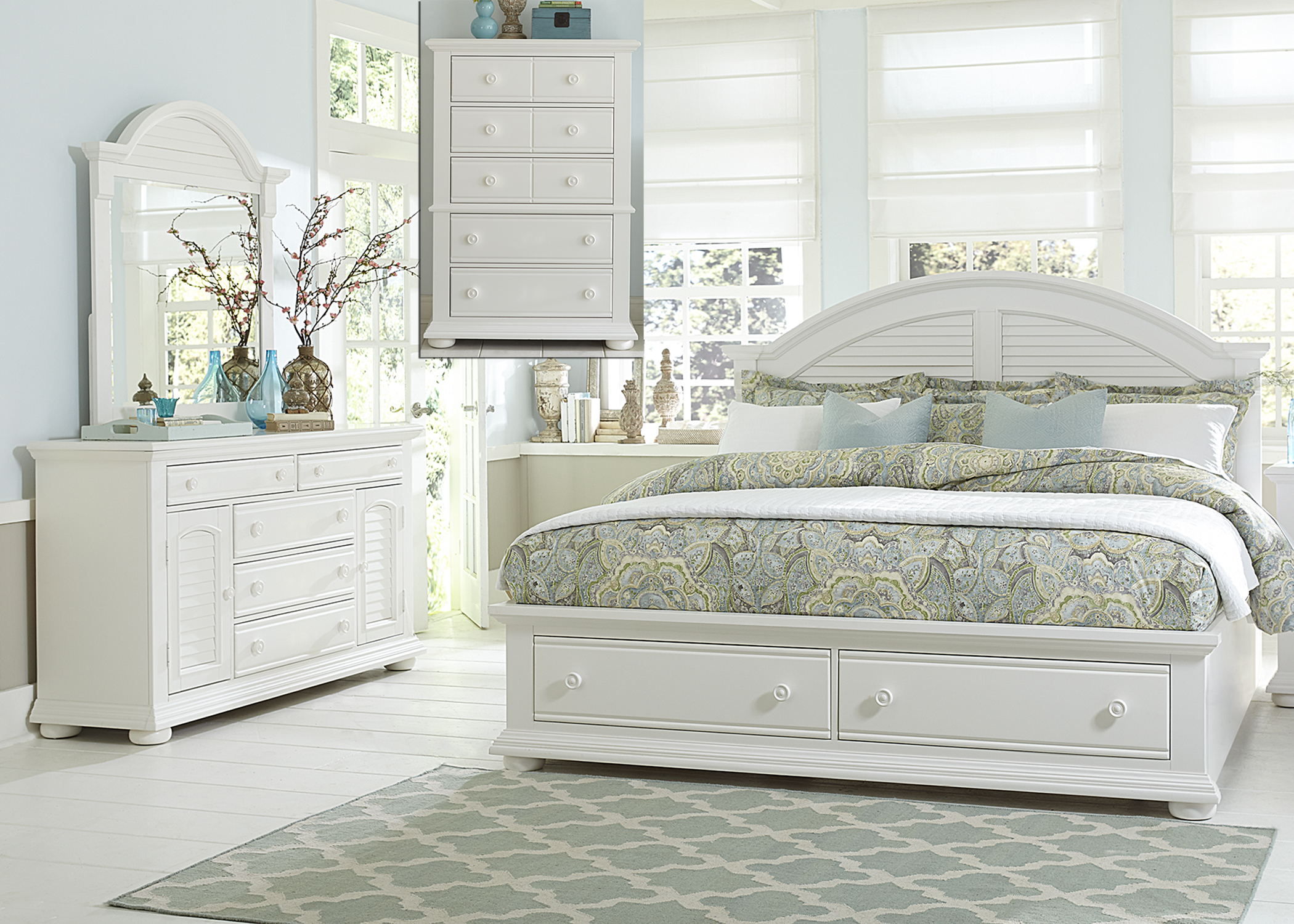 Liberty Furniture Summer House l Bedroom King Storage Bed, Dresser, Mirror and Chest Collection