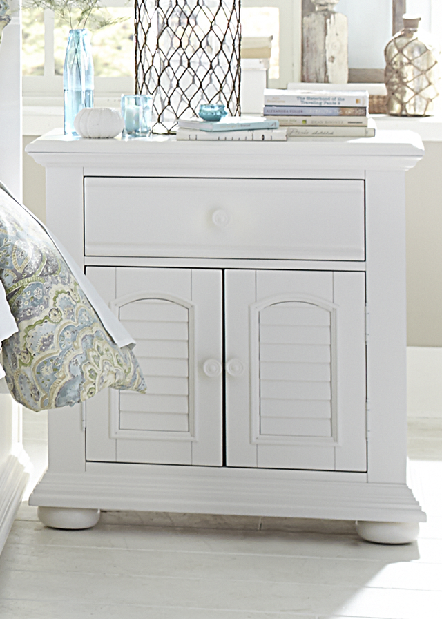 Liberty Furniture Summer House l 4 Piece Oyster White Queen Panel Bedroom Set 3