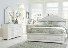Liberty Furniture Summer House l 3 Piece Oyster White Queen Storage Bedroom Set