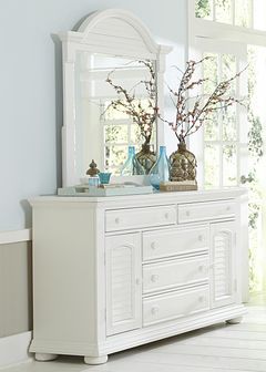 Liberty Furniture Summer House I Oyster White 5 Drawer Dresser-607-BR32
