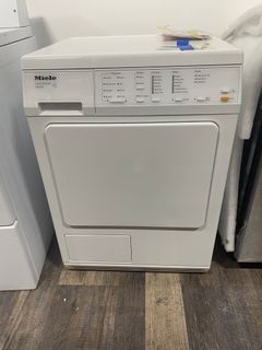 24 Inch Electric Dryer with Electronic Moisture Monitoring, Anti-Creasing, RemoteVision Capable, 8 Dry Programs and Honeycomb Drum with Interior Light