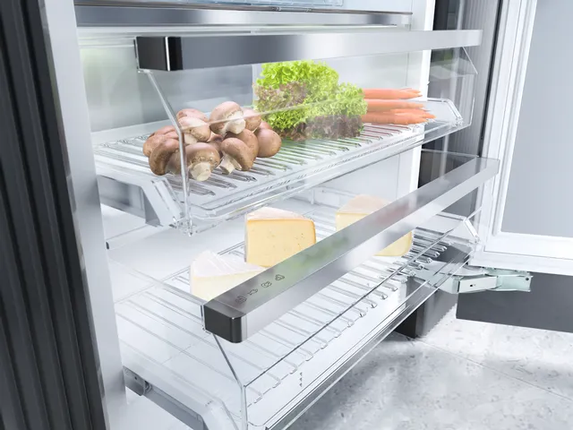 Miele MasterCool™ 16.8 Cu. Ft. Panel Ready Right Hand Built-In Freezerless Refrigerator 8