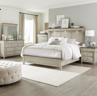 Liberty Furniture Ivy Hollow 5-Piece Dusty Taupe/Weathered Linen Bedroom Set