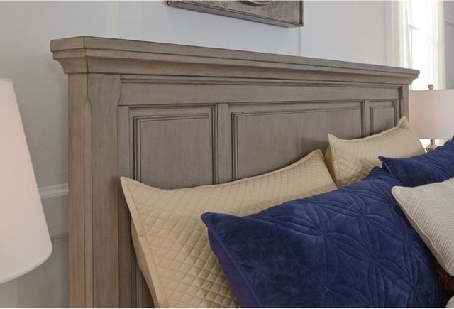 Signature Design by Ashley® Lettner Burnished Light Gray King Sleigh Bed-2