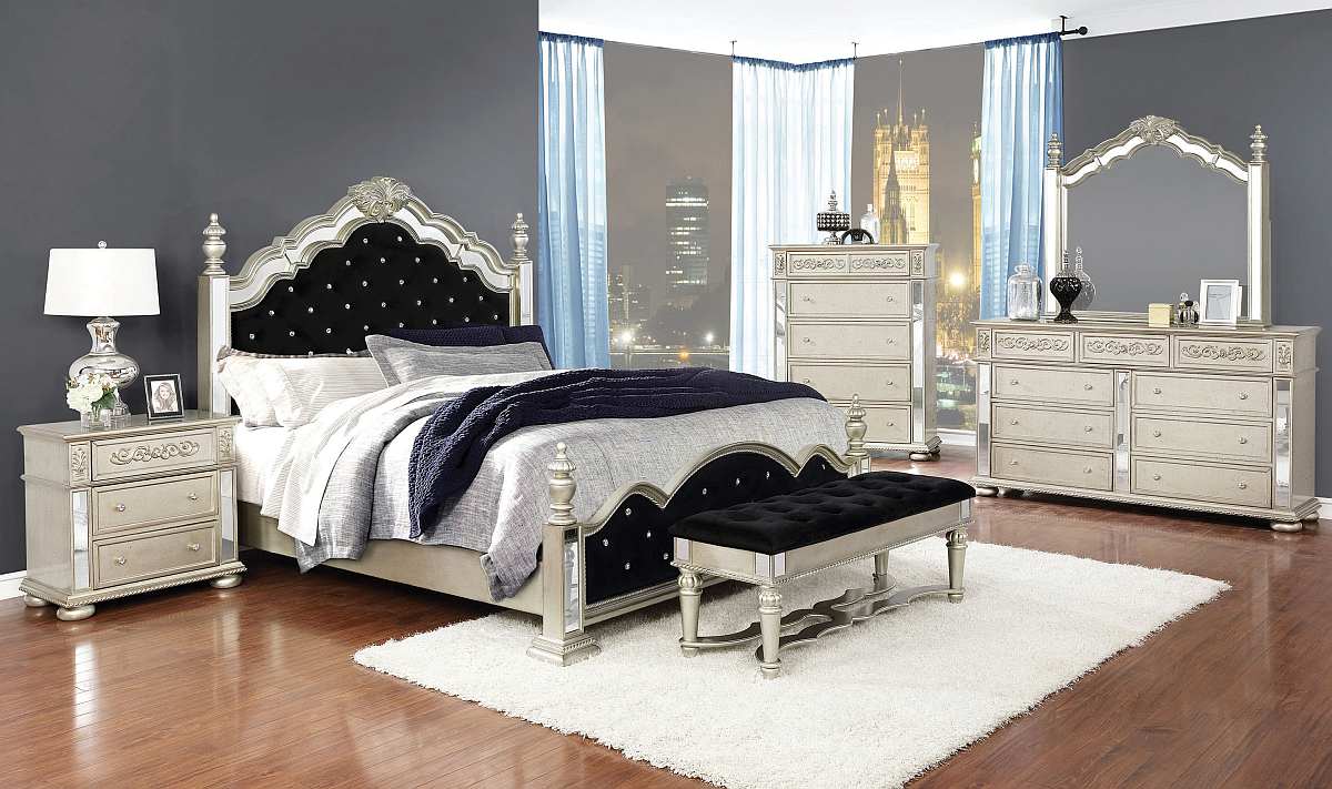 Coaster Heidi 4 Piece Metallic Platinum Queen Bedroom Set