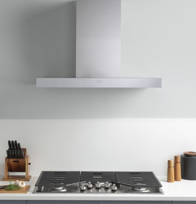GE Profile™ 36" Stainless Steel Built-In Gas Cooktop 5