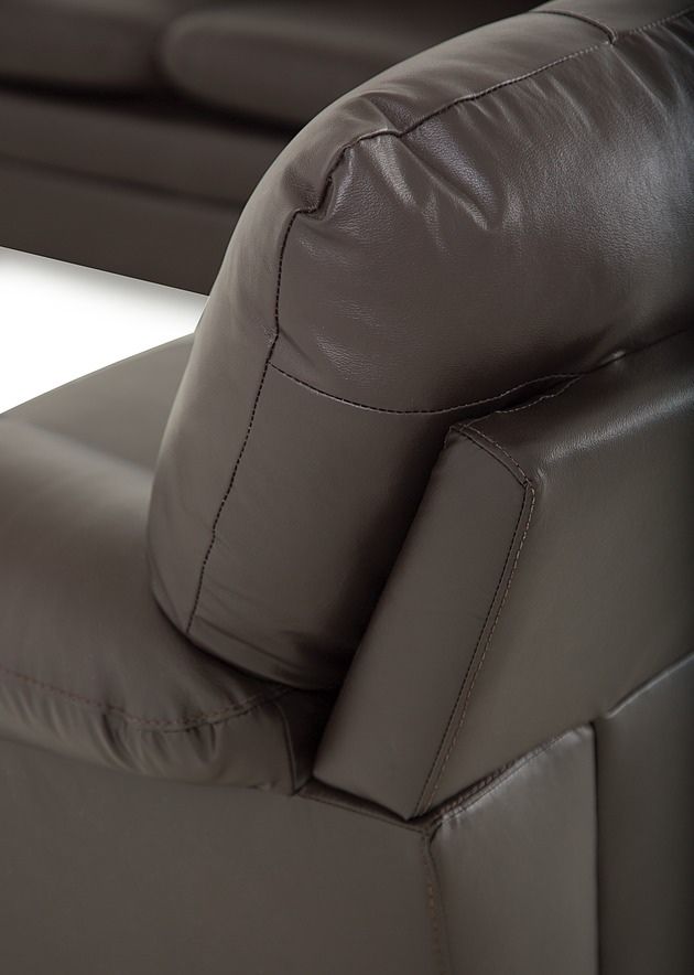 Palliser® Furniture Amisk 3-Piece Brown Sectional 2