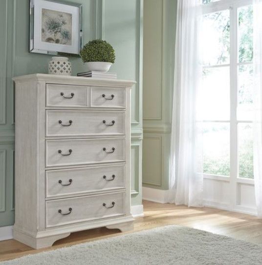 Liberty Bayside Antique White 5 Drawer Chest 4