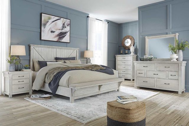 Signature Design by Ashley® Brashland White Queen Panel Bed 5