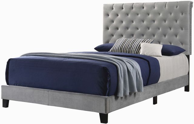Coaster® Warner Grey Eastern King Upholstered Bed 0