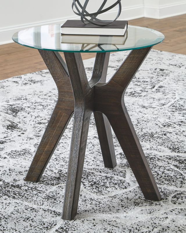 Signature Design by Ashley® Zannory Gray Round End Table 2