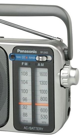 Panasonic® AM / FM Portable Radio 1