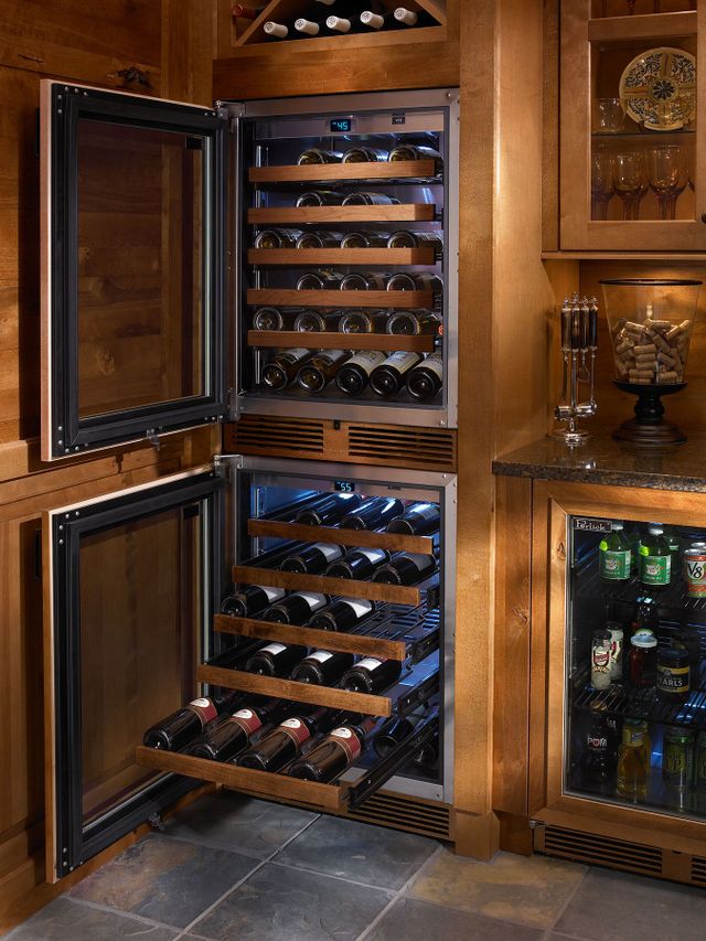 Caliber™ 24" Black Wine Shelf 2