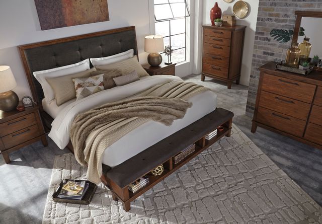 Signature Design by Ashley® Ralene Medium Brown Queen Upholstered Panel Bed 2
