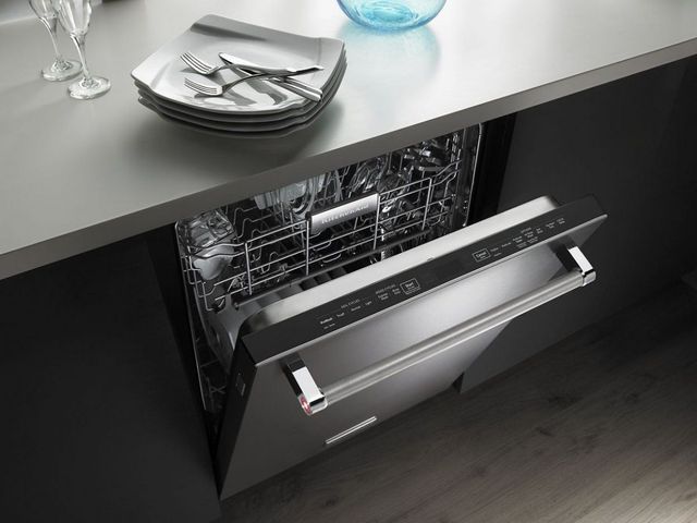 KitchenAid® 24" Stainless Steel Built In Dishwasher 4