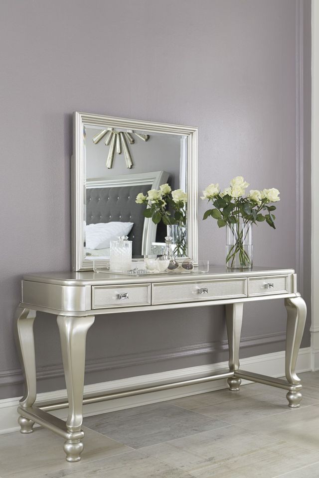 Signature Design by Ashley® Coralayne Silver Vanity and Mirror 3