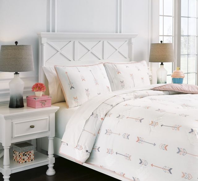 Signature Design by Ashley® Lexann Pink/White/Gray Full Comforter Set 4