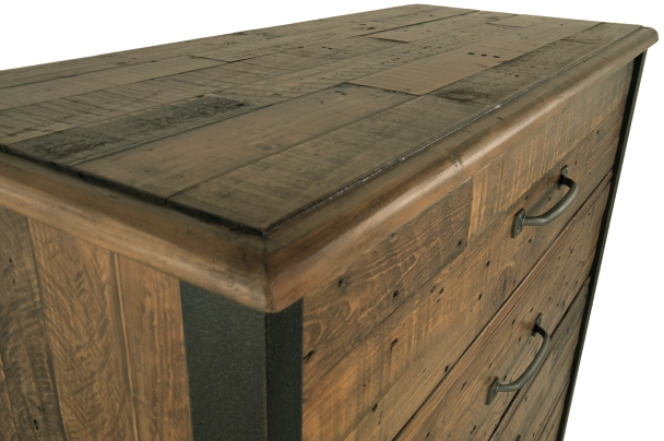 Signature Design by Ashley® Sommerford Brown Chest of Drawers-3