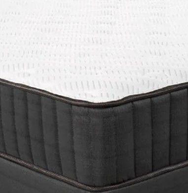 Englander® The Dreamer® Elect Wrapped Coil Tight Top Plush Queen Mattress 1